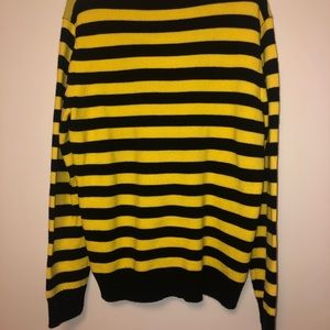 Forever 21 Sweaters - Sweater Forever 21 Sweaters - Sweater